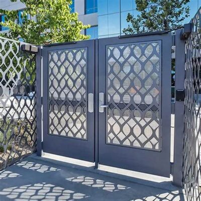 Định nghĩa và đặc điểm của cổng sắt 2 cánh