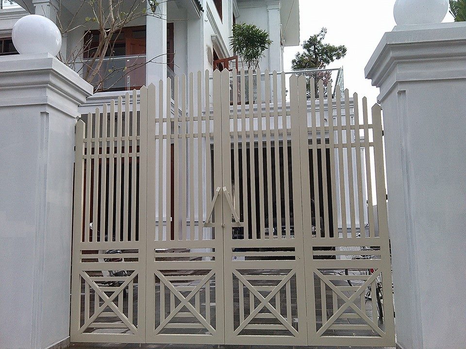 Bảng giá thi công cổng sắt mỹ thuật mới nhất 2024: Hướng dẫn chi tiết và đầy đủ Lời khuyên để tiết kiệm chi phí khi thi công cổng sắt mỹ thuật