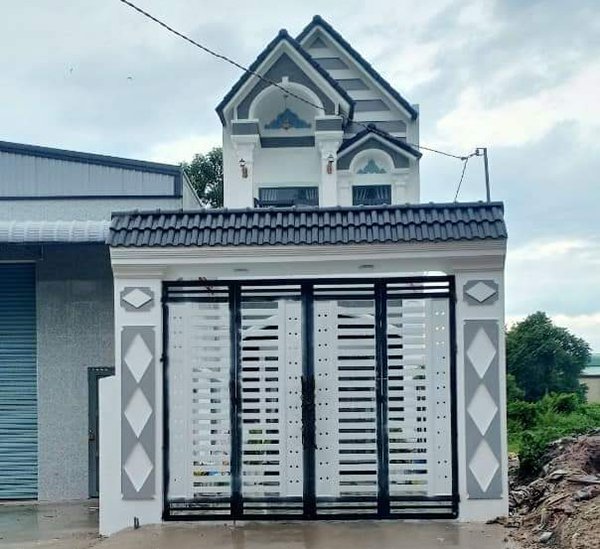 Mau cong sat 4 canh dep 14