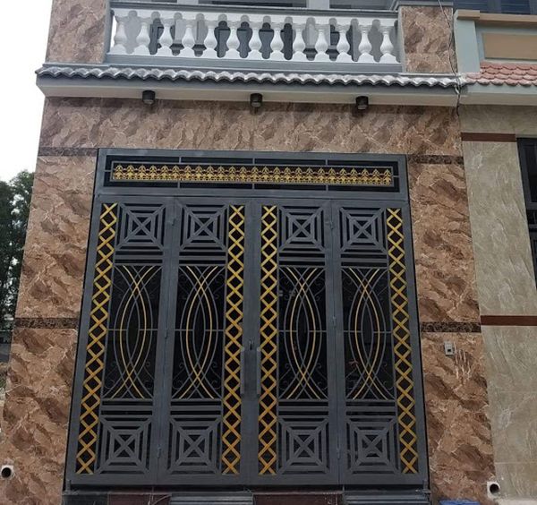 Mau cong sat 4 canh dep 26