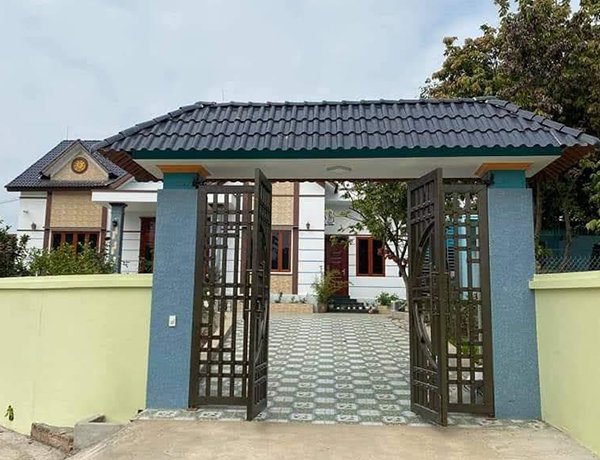 Mau cong sat 4 canh dep 31