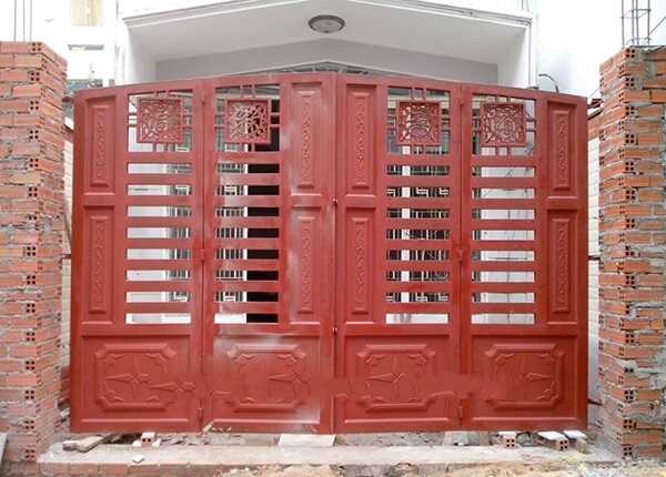 Mau cong sat 4 canh dep 55