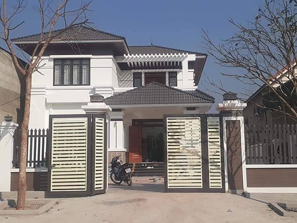 Mau cong sat 4 canh dep 9