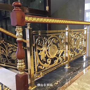 Mau lan can cau thang sat my thuat dep 24