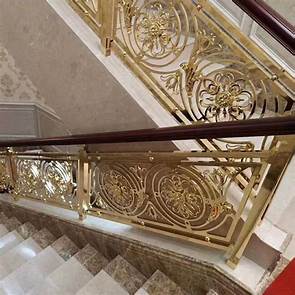 Mau lan can cau thang sat my thuat dep 33