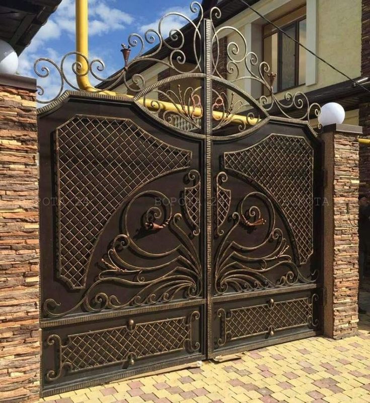 Địa chỉ uy tín lắp đặt cổng sắt mỹ thuật tại Quảng Ngãi Những lưu ý khi lựa chọn và bảo quản cổng sắt mỹ thuật