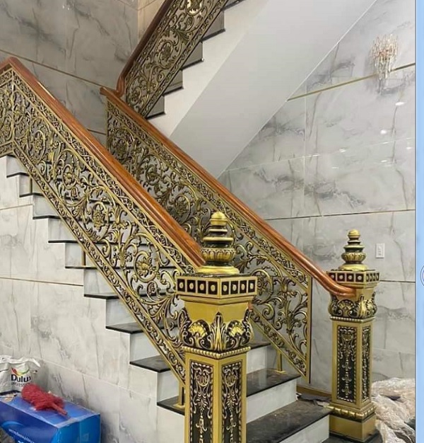 Cầu thang nhôm đúc