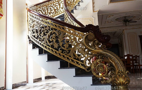 Cầu thang nhôm đúc