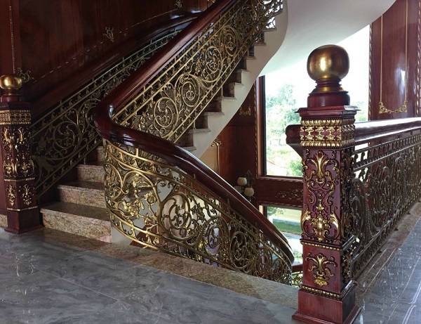 Cầu thang nhôm đúc