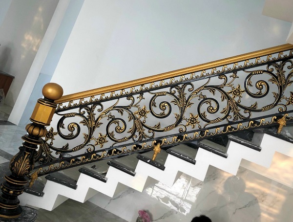 Cầu thang nhôm đúc