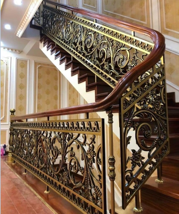 Cầu thang nhôm đúc