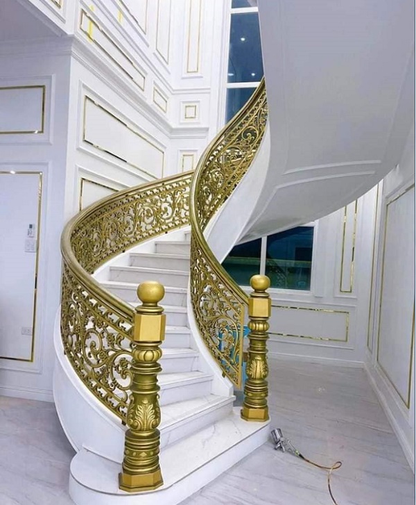 Cầu thang nhôm đúc