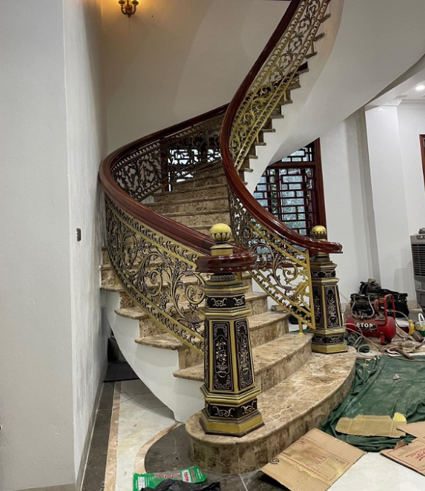 Cầu thang nhôm đúc