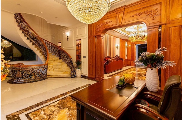 Cầu thang nhôm đúc