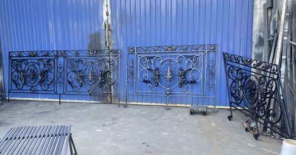 Cầu thang sắt mỹ thuật