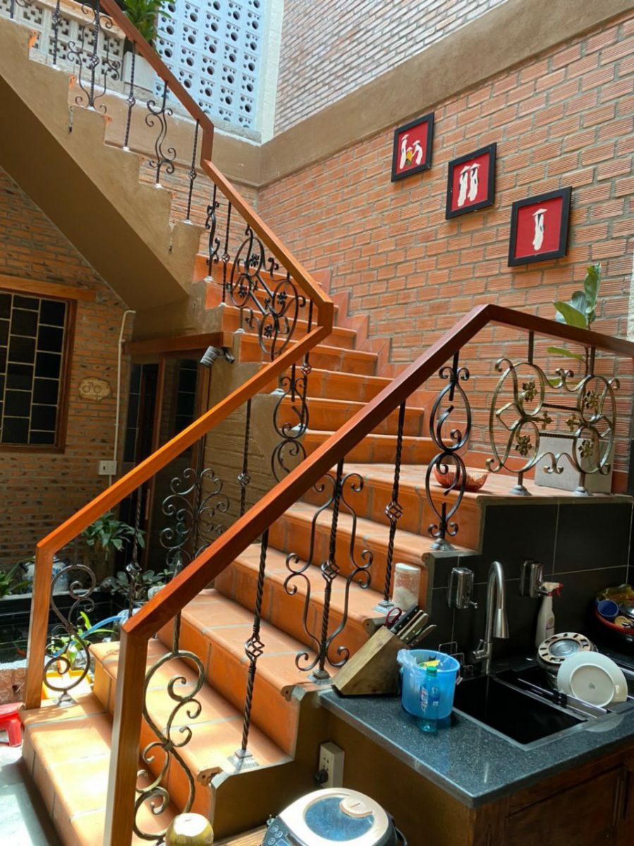 Cầu thang sắt mỹ thuật