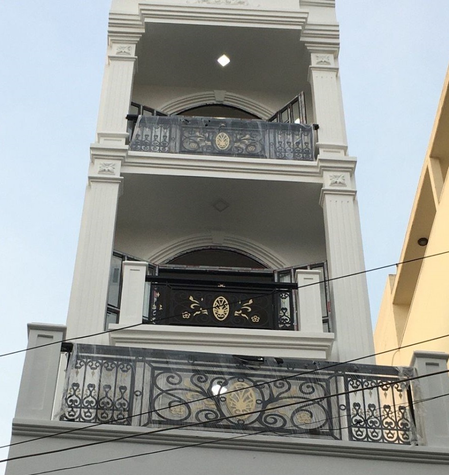 Cầu thang sắt mỹ thuật