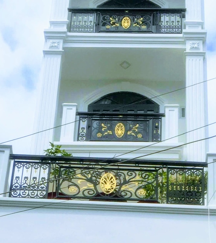 Cầu thang sắt mỹ thuật