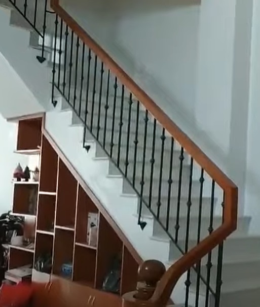 Cầu thang sắt mỹ thuật