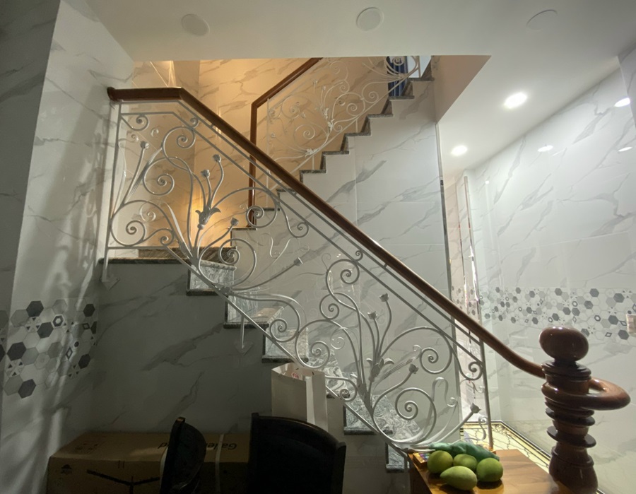 Cầu thang sắt mỹ thuật