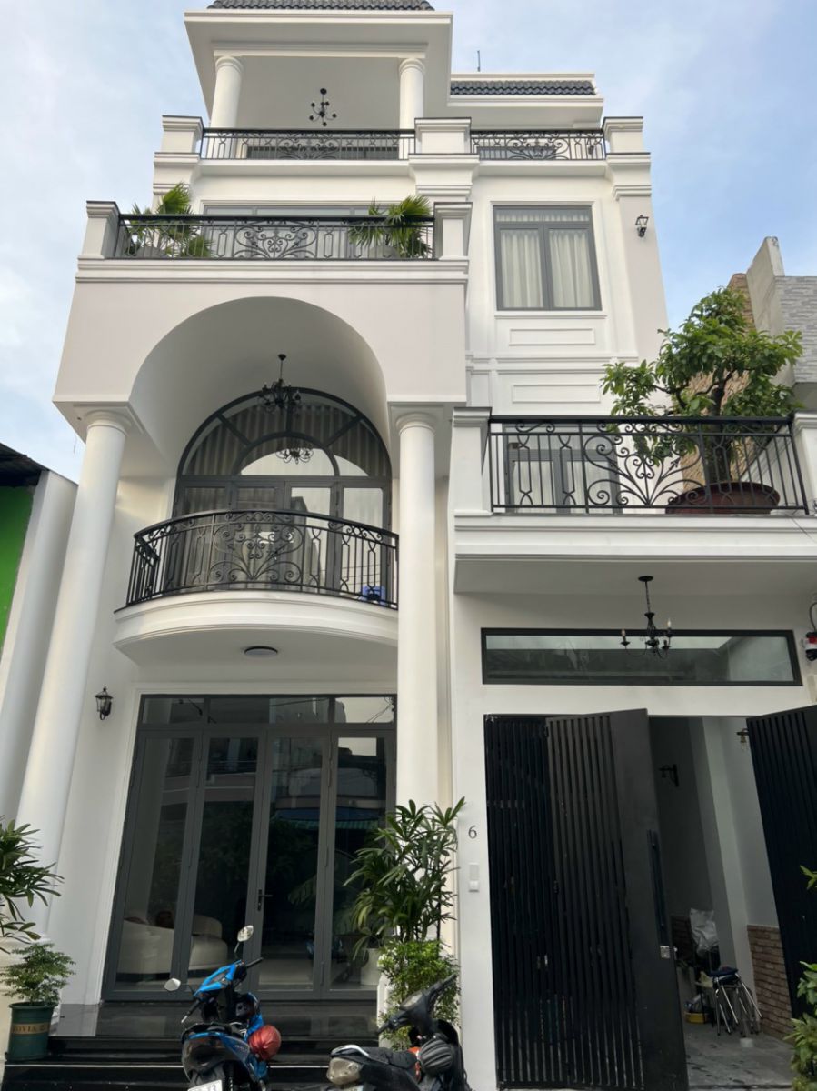 Cầu thang sắt mỹ thuật