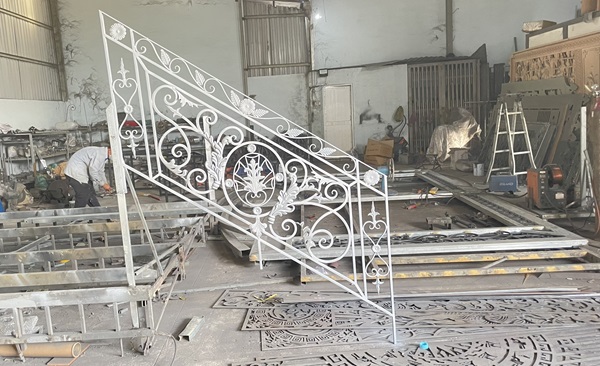 Cầu thang sắt mỹ thuật