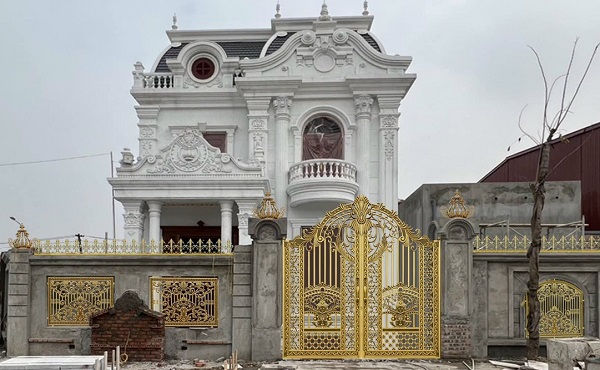 Cửa cổng nhôm đúc