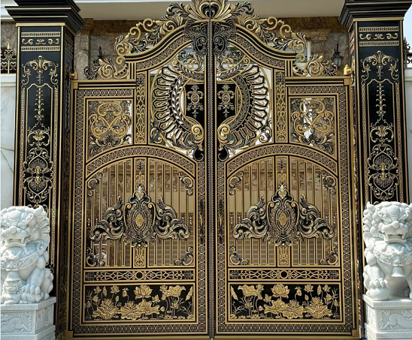 Cửa cổng nhôm đúc