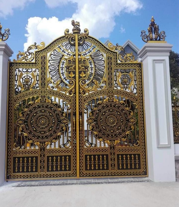Cửa cổng nhôm đúc