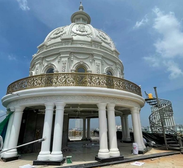 Cửa cổng nhôm đúc