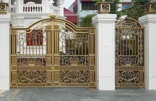 Cửa cổng nhôm đúc