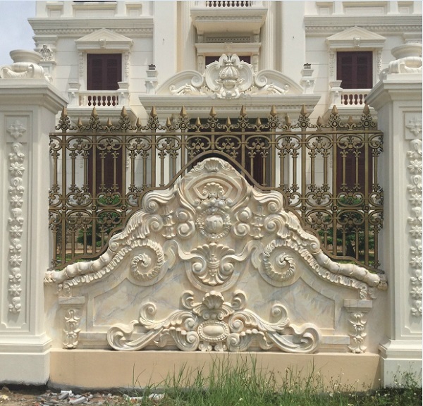 Cửa cổng nhôm đúc