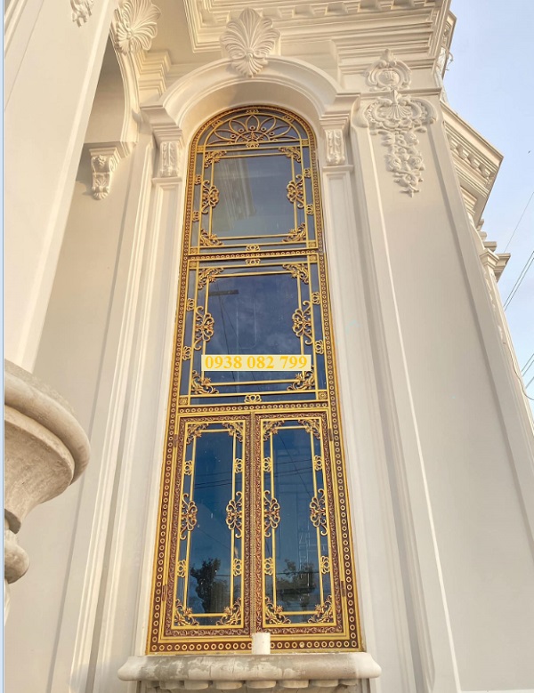 Cửa cổng nhôm đúc