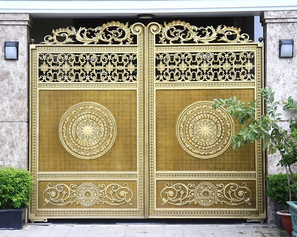 Cửa cổng nhôm đúc