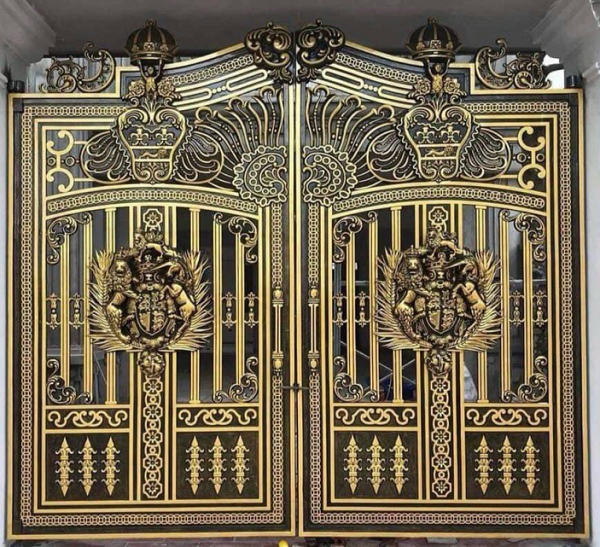 Cửa cổng nhôm đúc