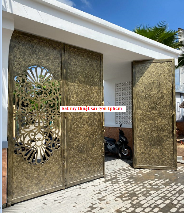 Cửa cổng sắt mỹ thuật