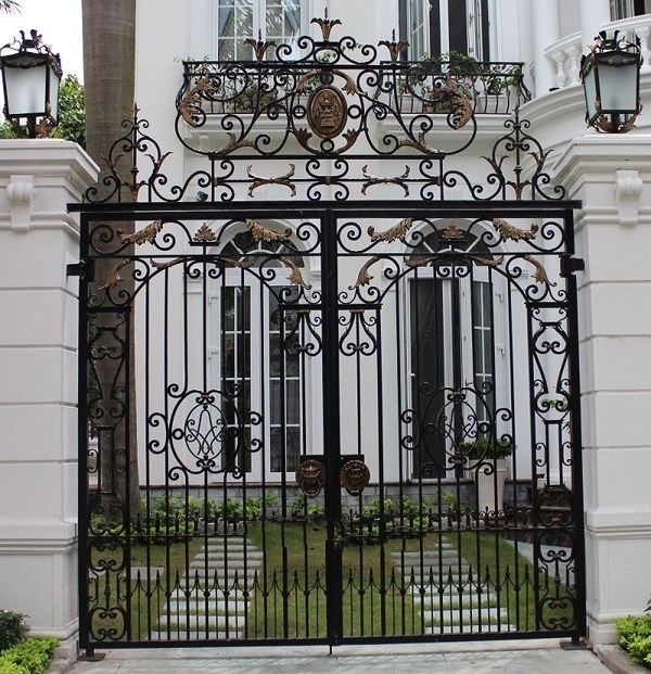 Cửa cổng sắt mỹ thuật