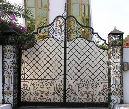 Cửa cổng sắt mỹ thuật