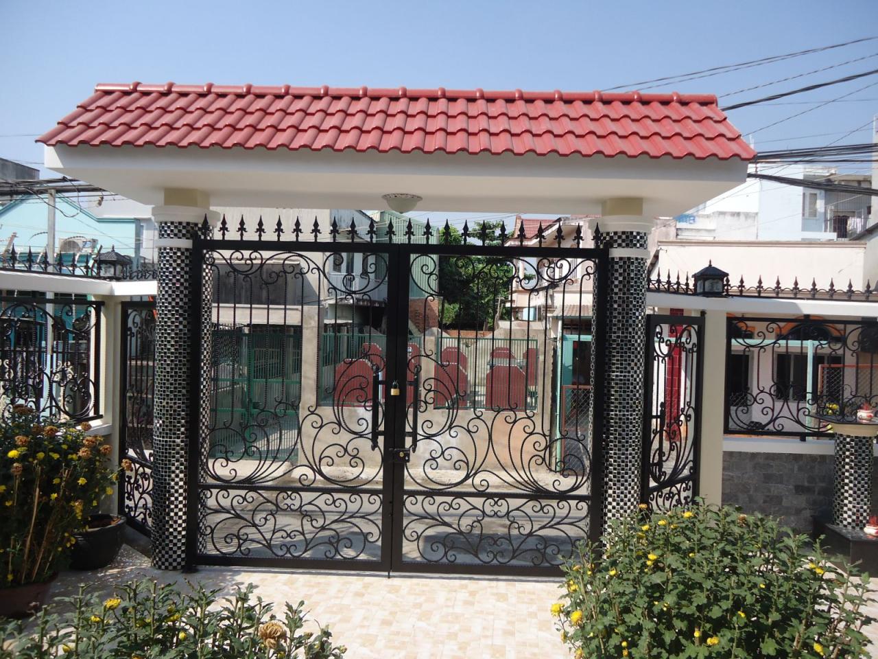 Cửa cổng sắt mỹ thuật