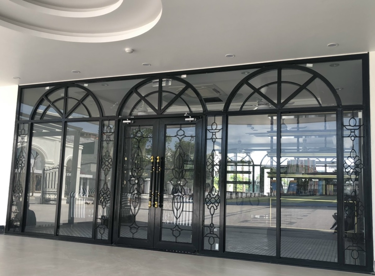 Cửa cổng sắt mỹ thuật