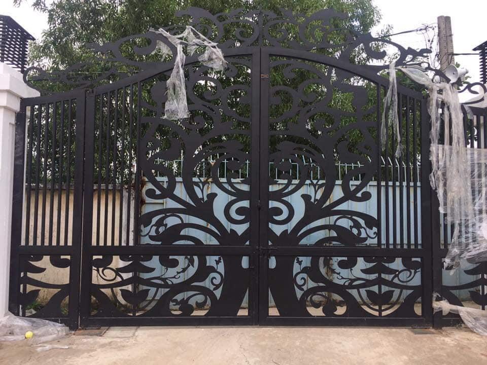 Cửa cổng sắt mỹ thuật