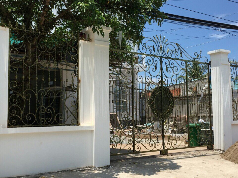 Cửa cổng sắt mỹ thuật