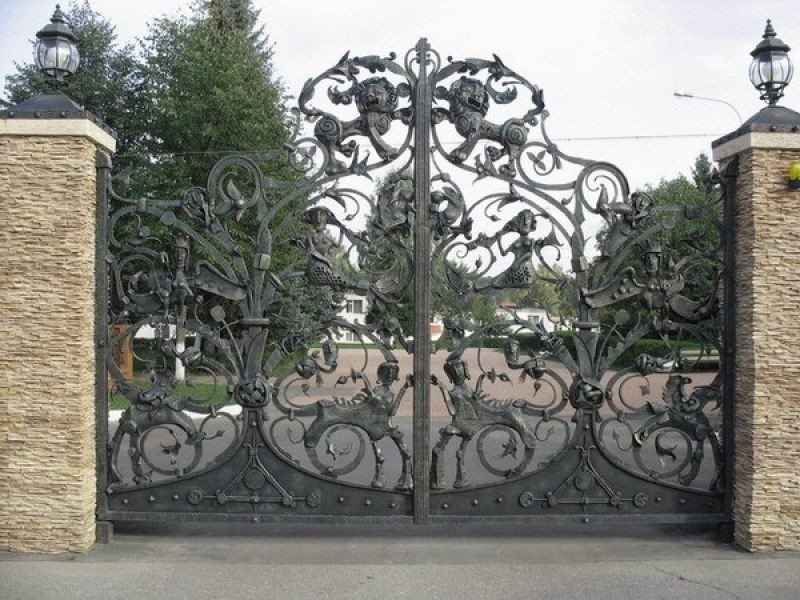 Cửa cổng sắt mỹ thuật