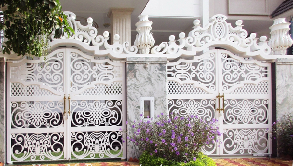 Cửa cổng sắt mỹ thuật