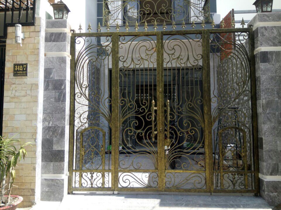 Cửa cổng sắt mỹ thuật