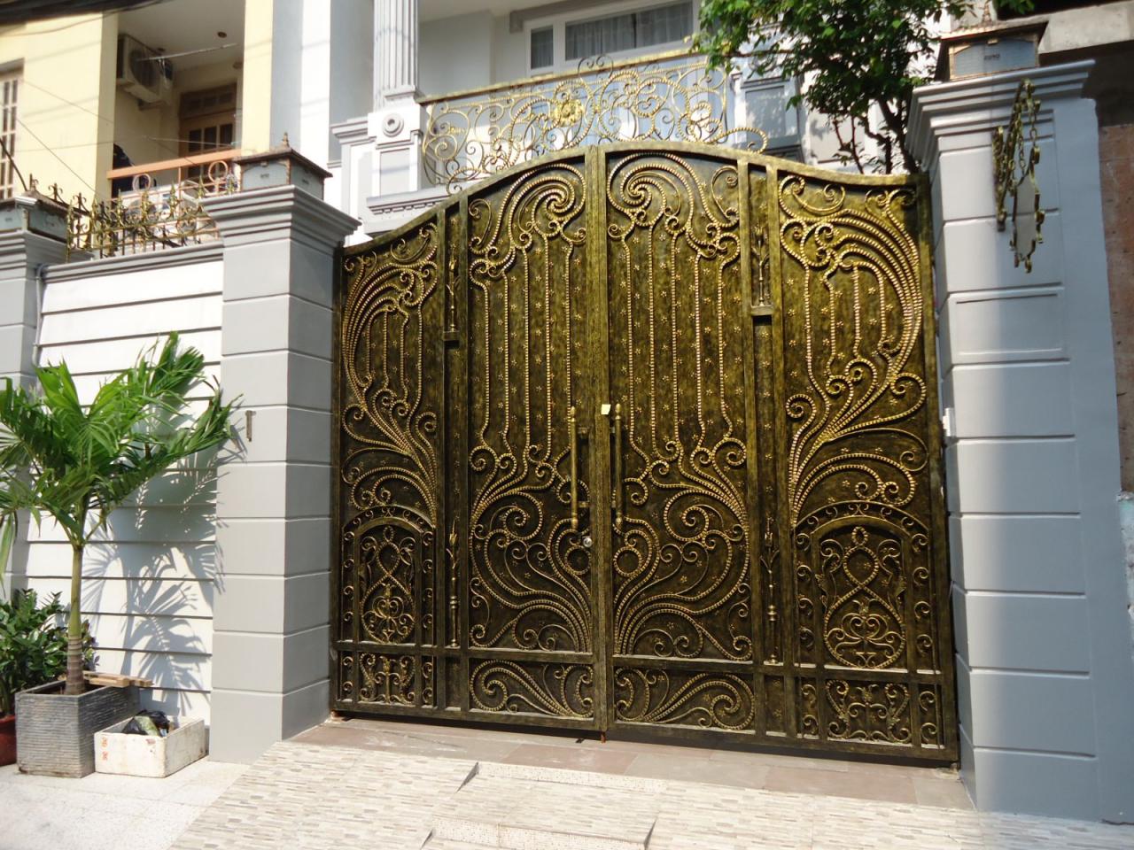 Cửa cổng sắt mỹ thuật