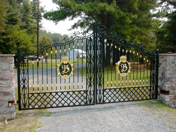 Cửa cổng sắt mỹ thuật