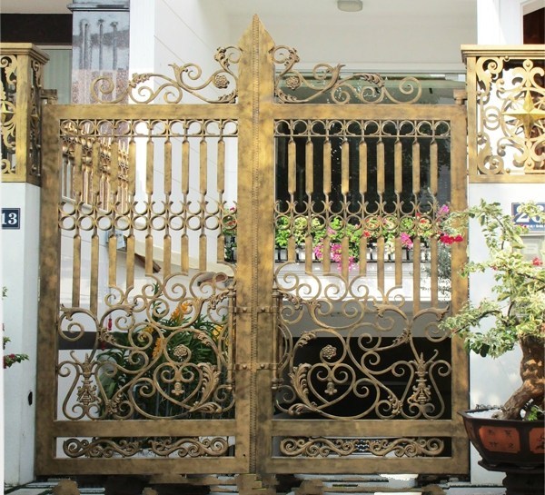 Cửa cổng sắt mỹ thuật