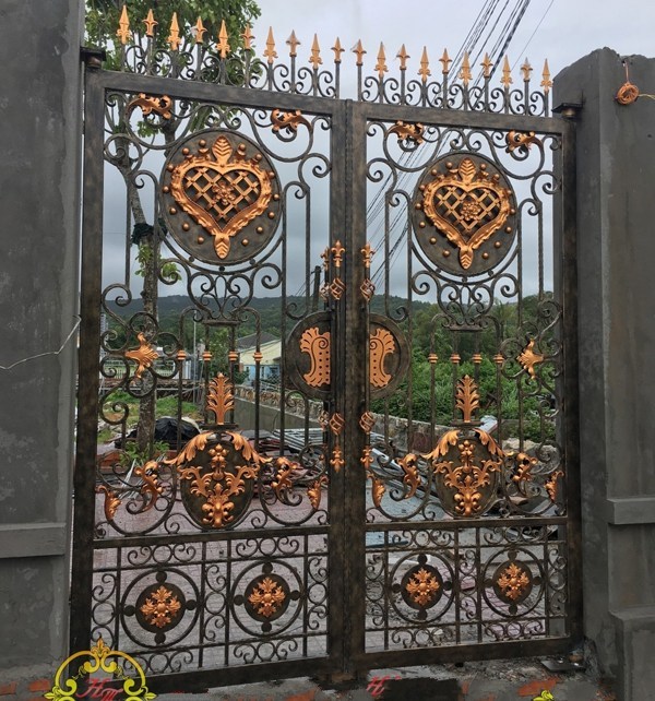 Cửa cổng sắt mỹ thuật