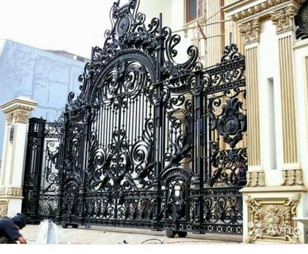 Cửa cổng sắt mỹ thuật